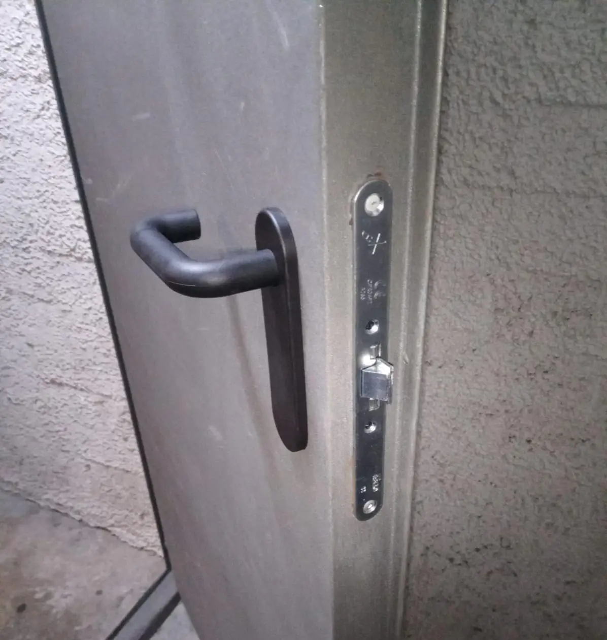 Donde puedo contratar un servicio urgente de apertura de puertas en Mataro - &iquest;D&oacute;nde puedo contratar un servicio urgente de apertura de puertas en Matar&oacute;?