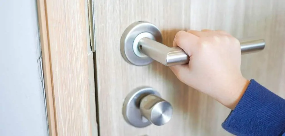 Donde puedo contratar un servicio rapido de apertura de puertas en Mataro 1000x480 - ¿Dónde puedo contratar un servicio rápido de apertura de puertas en Mataró?